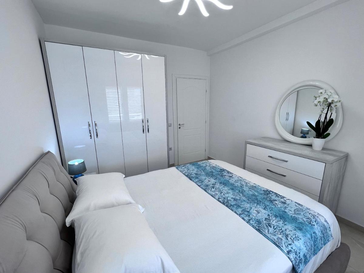 White Luxury Apartamento Shkodër Exterior foto