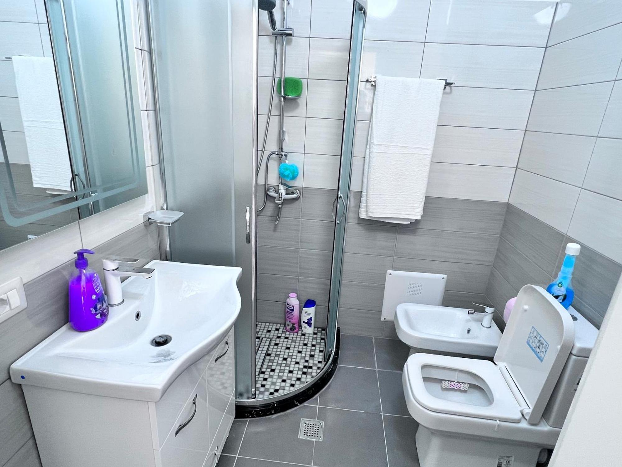 White Luxury Apartamento Shkodër Exterior foto