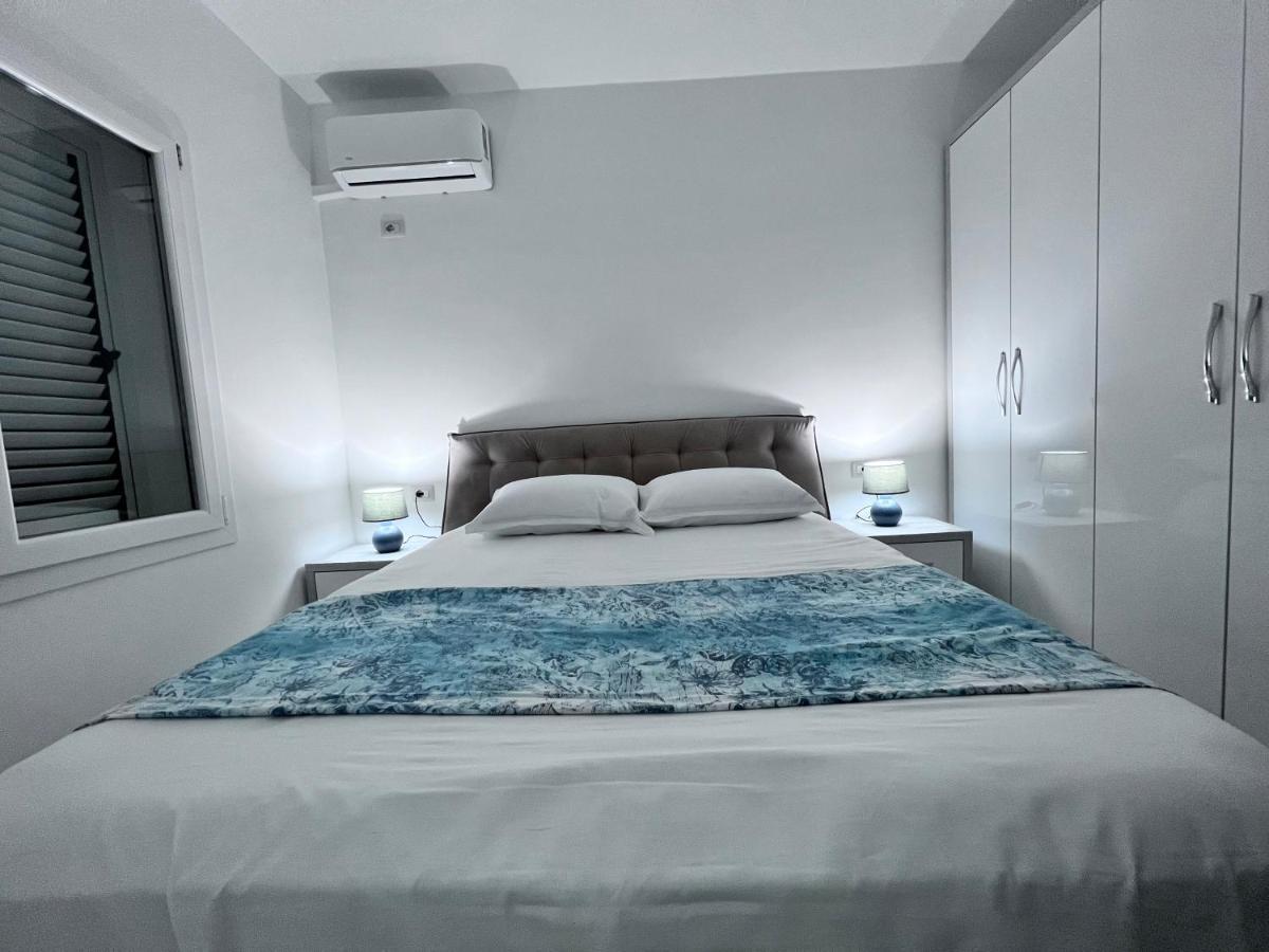 White Luxury Apartamento Shkodër Exterior foto